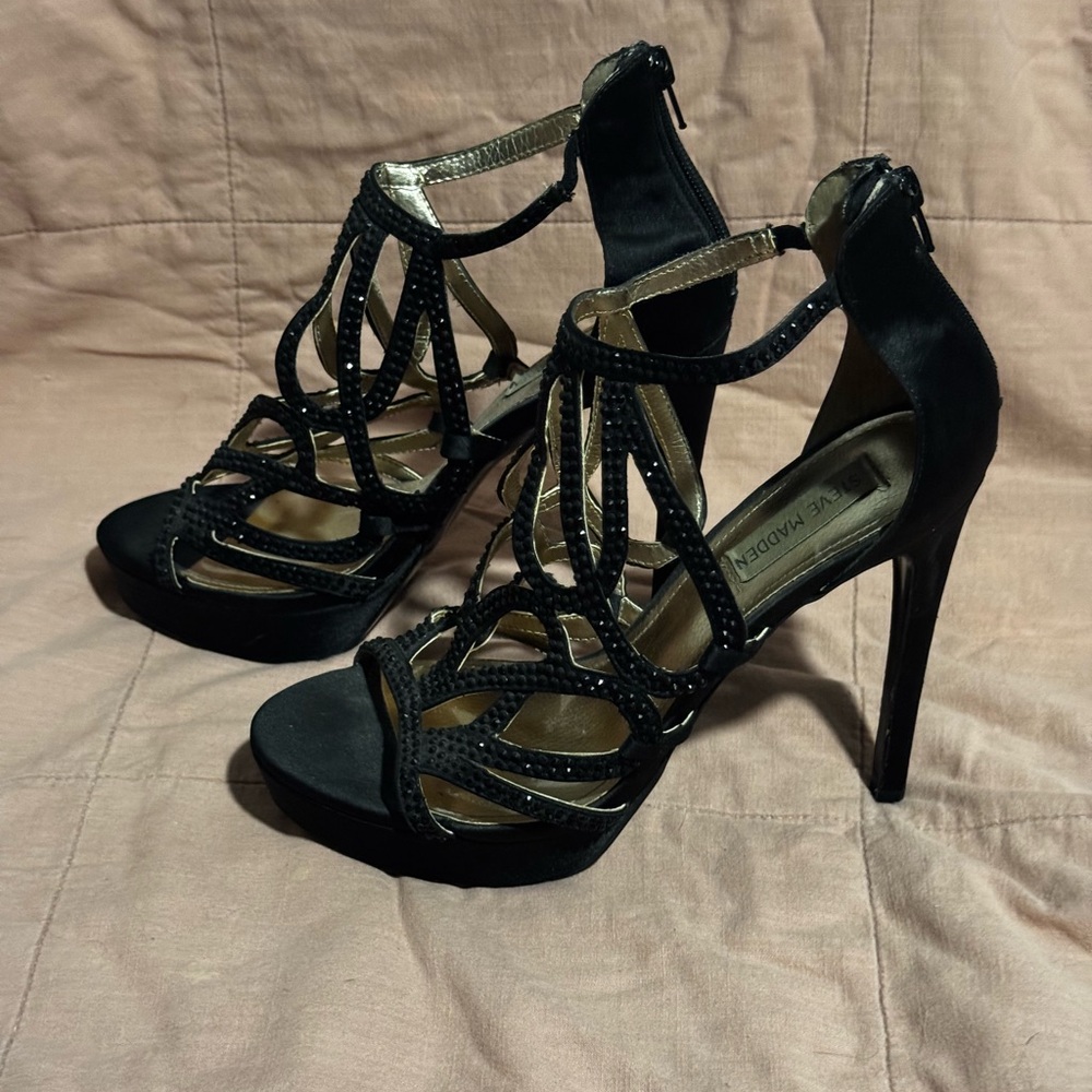 Steve Madden Size 10 Black 5.5” Heels